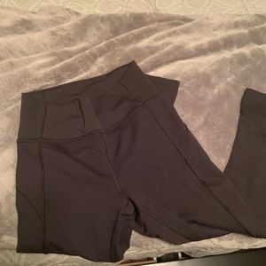 Black lululemon in movement *Everlux*